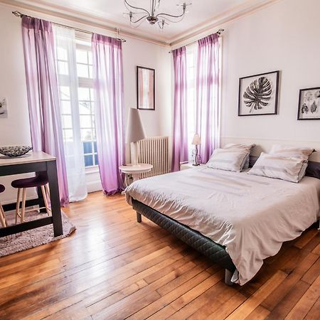 Le Regisseur Apartment Brissac-Quince ภายนอก รูปภาพ