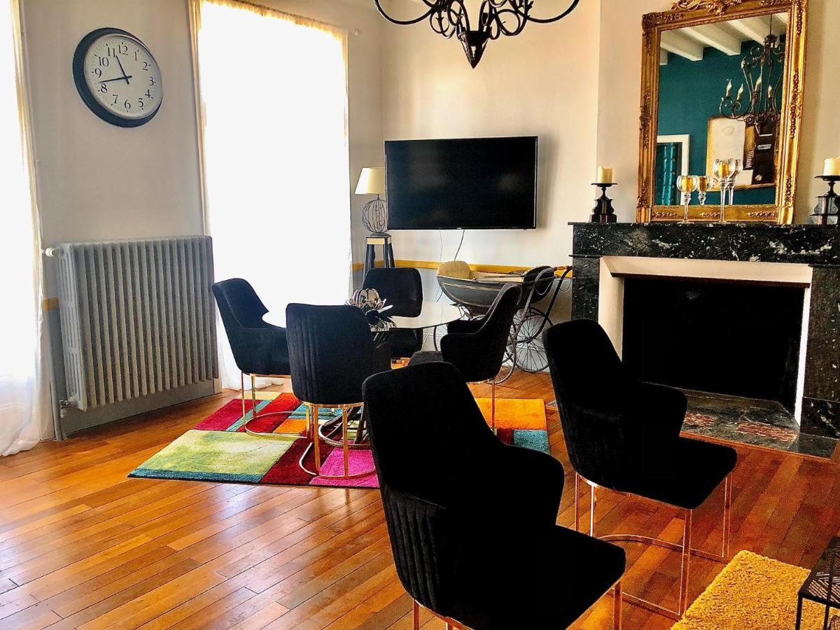 Le Regisseur Apartment Brissac-Quince ภายนอก รูปภาพ