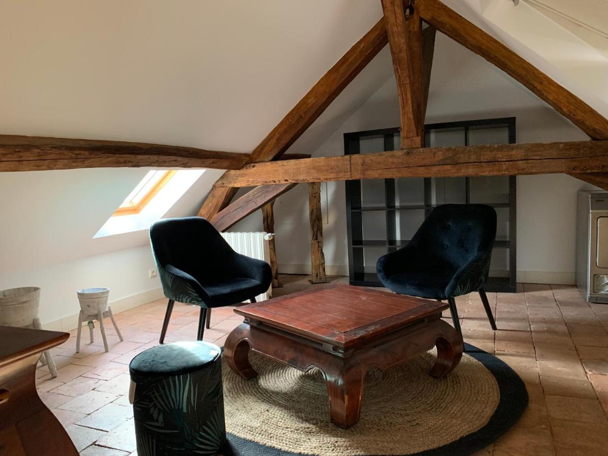 Le Regisseur Apartment Brissac-Quince ภายนอก รูปภาพ