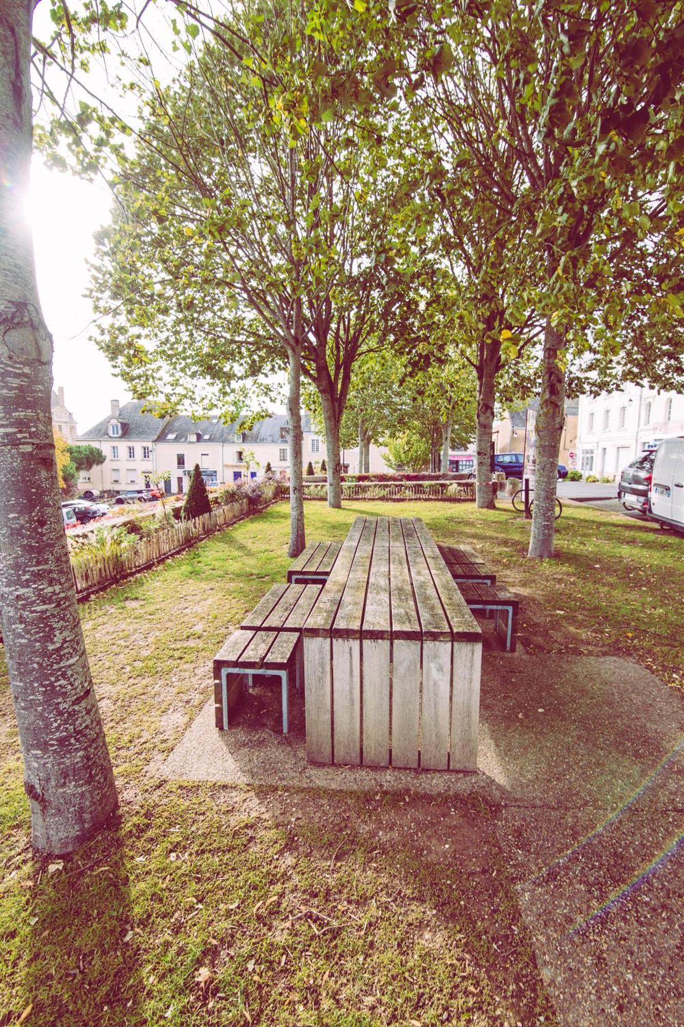 Le Regisseur Apartment Brissac-Quince ภายนอก รูปภาพ