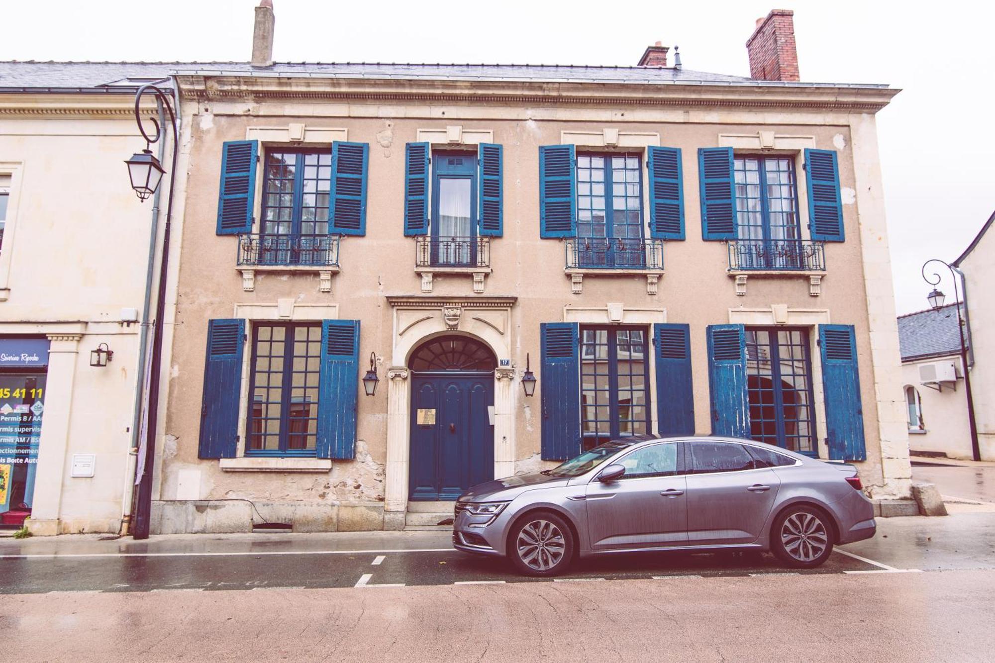Le Regisseur Apartment Brissac-Quince ภายนอก รูปภาพ