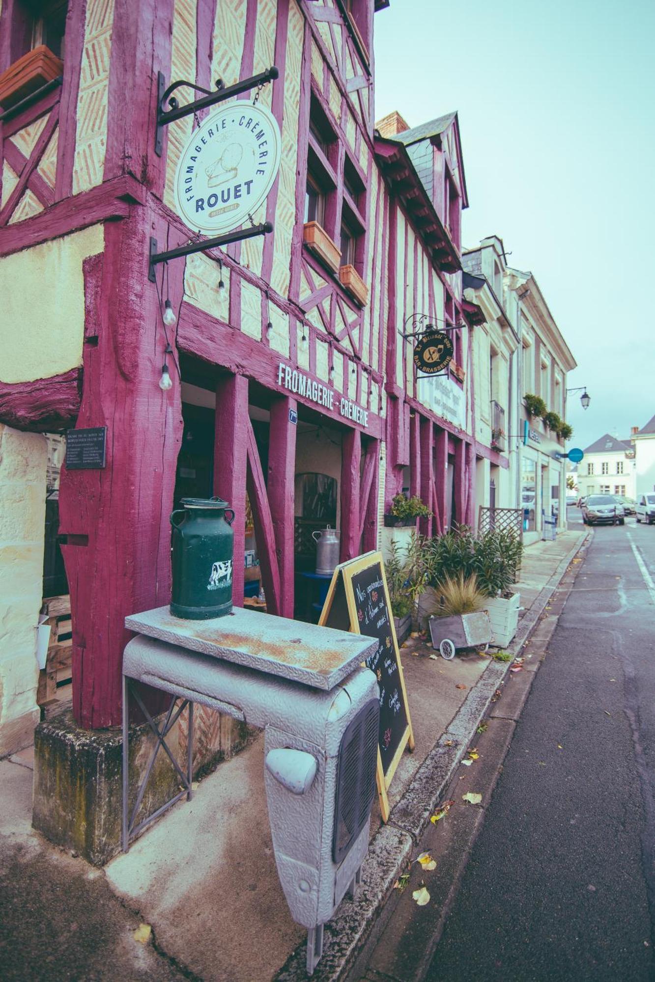 Le Regisseur Apartment Brissac-Quince ภายนอก รูปภาพ