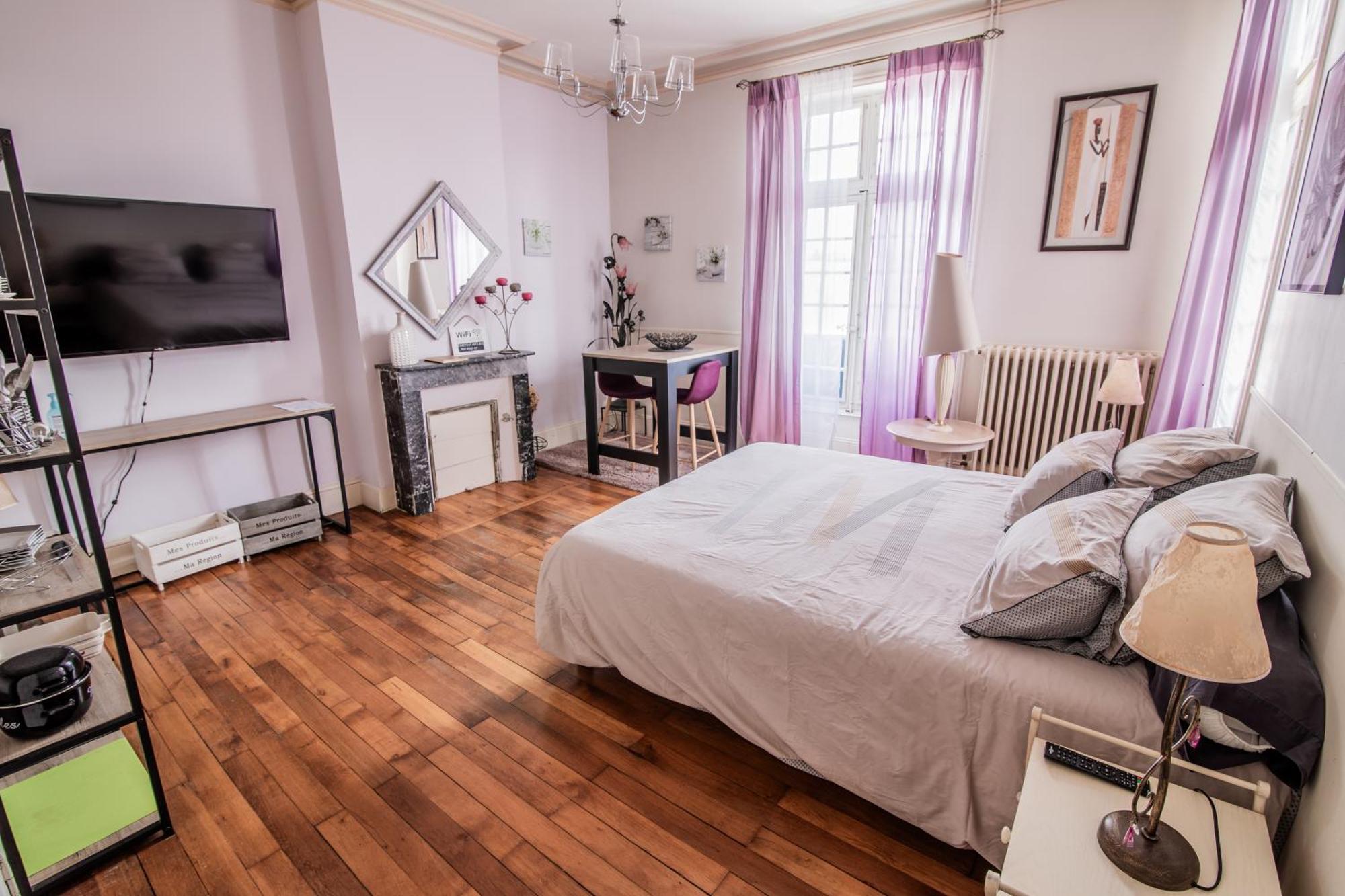 Le Regisseur Apartment Brissac-Quince ภายนอก รูปภาพ