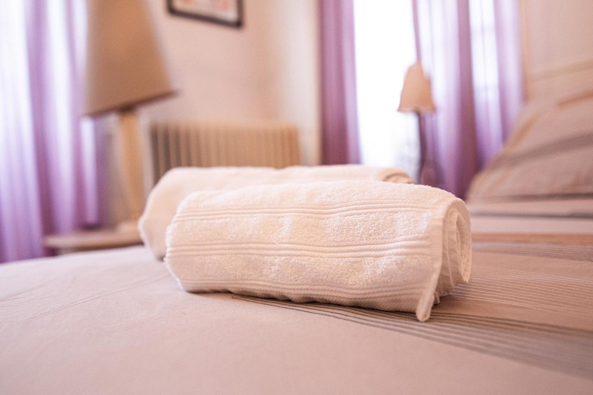 Le Regisseur Apartment Brissac-Quince ภายนอก รูปภาพ