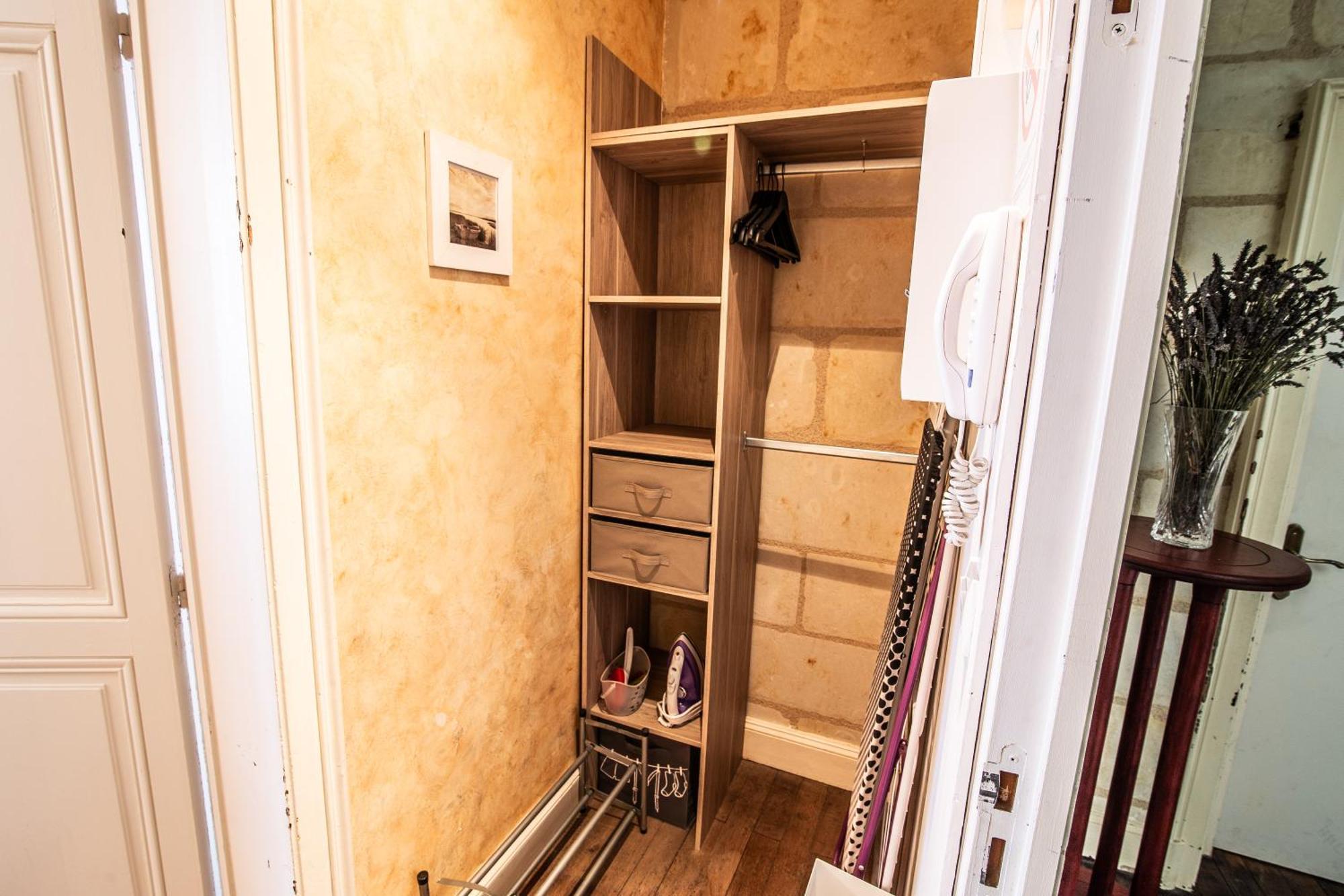 Le Regisseur Apartment Brissac-Quince ภายนอก รูปภาพ