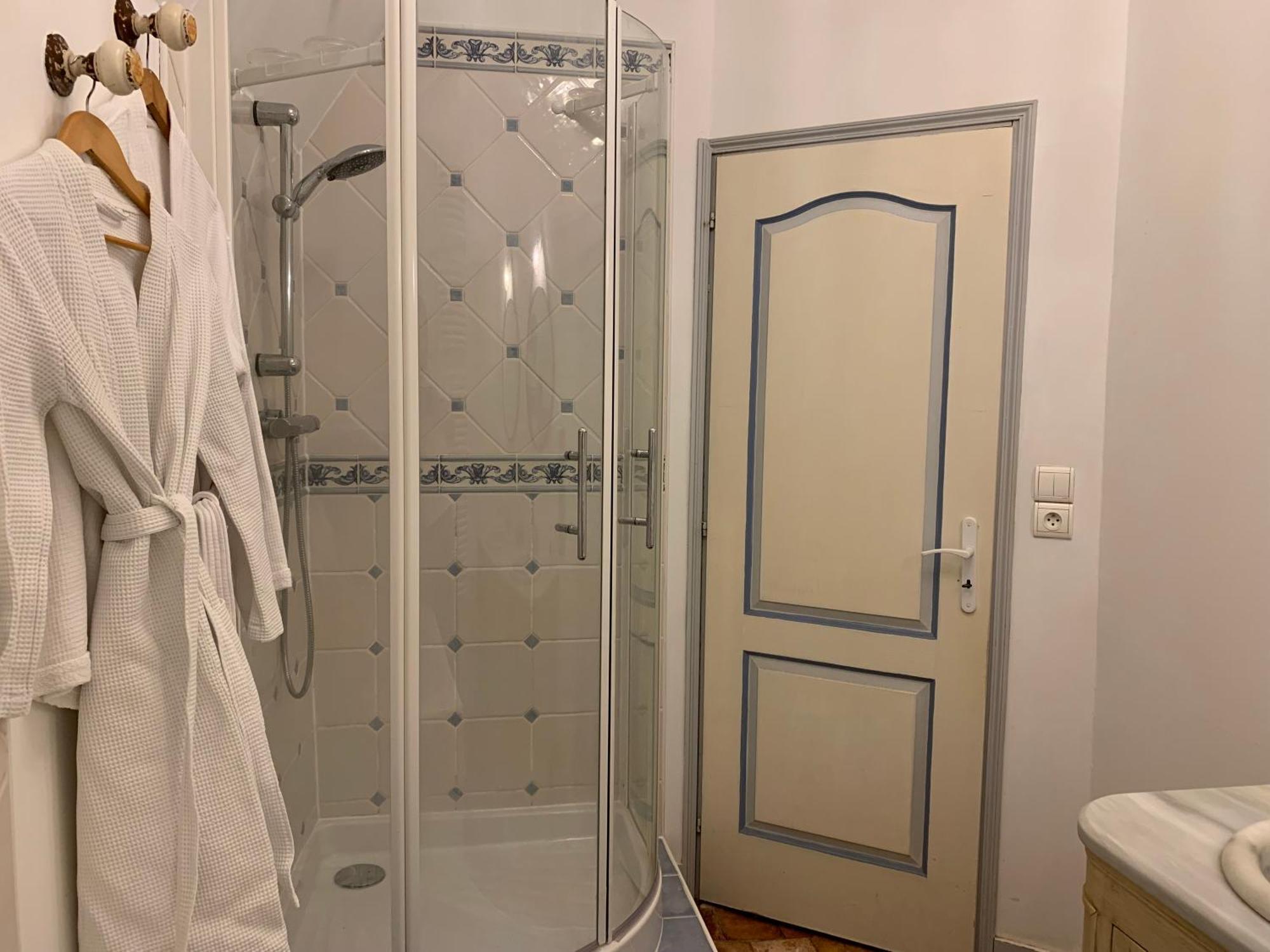 Le Regisseur Apartment Brissac-Quince ภายนอก รูปภาพ
