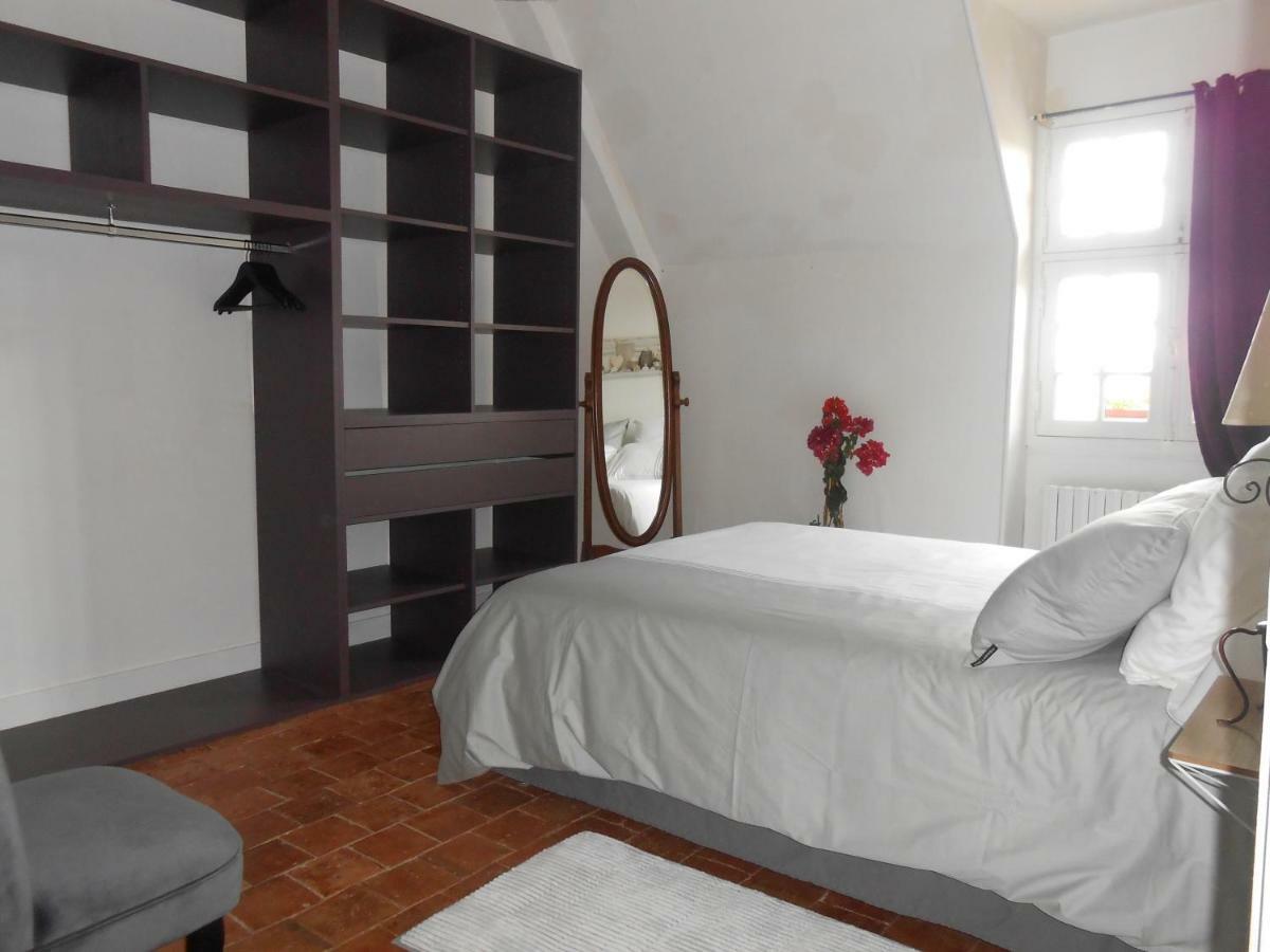 Le Regisseur Apartment Brissac-Quince ภายนอก รูปภาพ